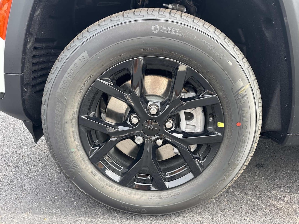 New 2025 Jeep Grand Cherokee L Altitude X Sport Utility