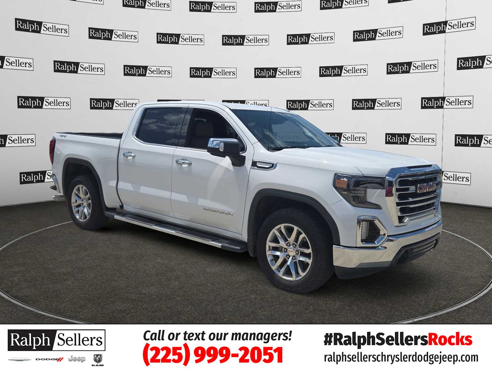 2020 GMC Sierra 4WD Crew Cab Short Box SLT's photo