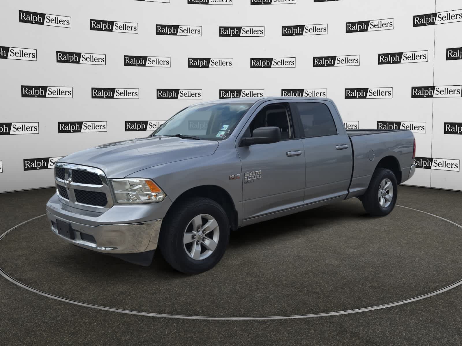 2021 Ram 1500 Classic SLT photo 2