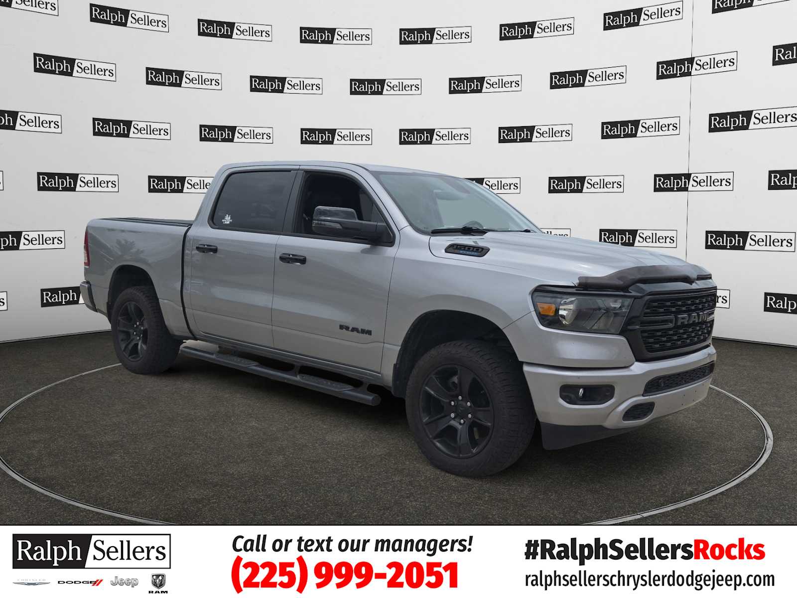 2023 RAM 1500 Big Horn/Lone Star 4x4 Crew Cab 5'7's photo