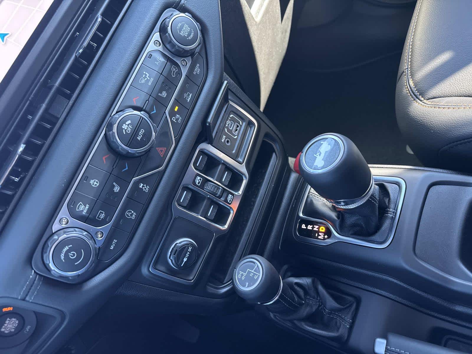 2026 Jeep Wrangler 4-Door Sahara - Photo 16
