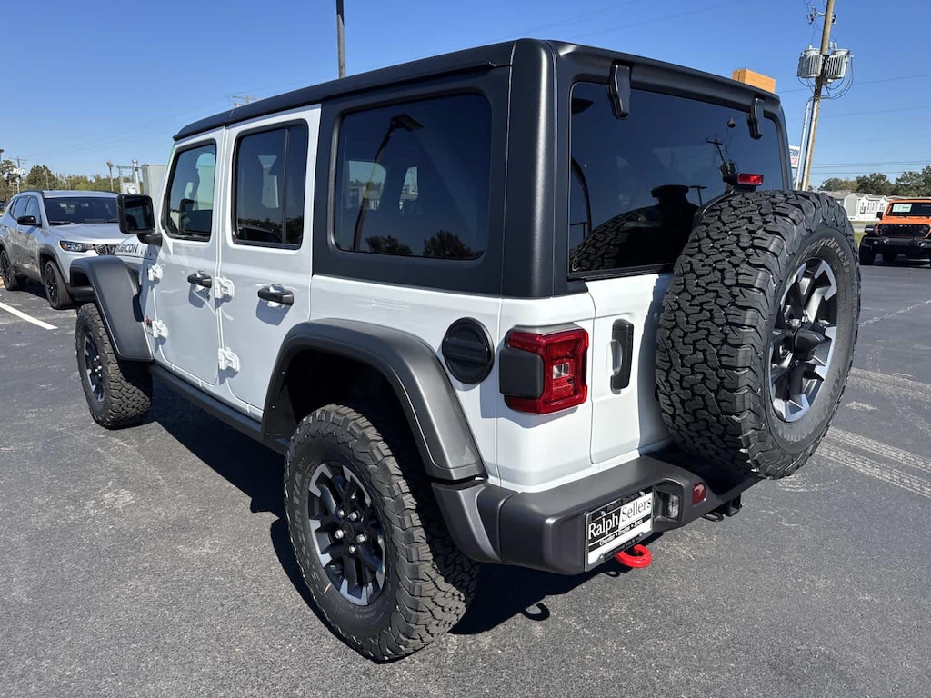 New 2026 Jeep Wrangler 4dr Rubicon 4x4 Sport Utility