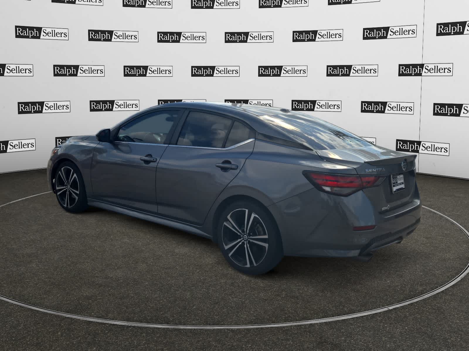 2023 Nissan Sentra SR photo 4