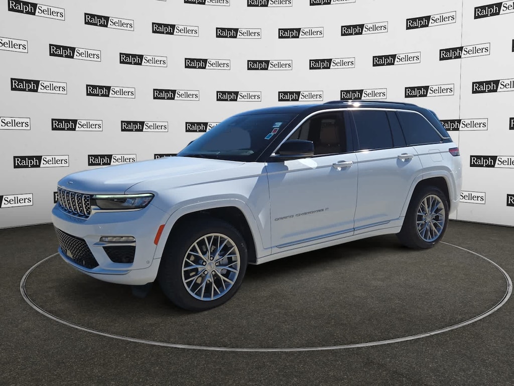 Used 2025 Jeep Grand Cherokee Summit SUV