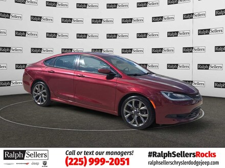 2016 Chrysler 200 S Sedan