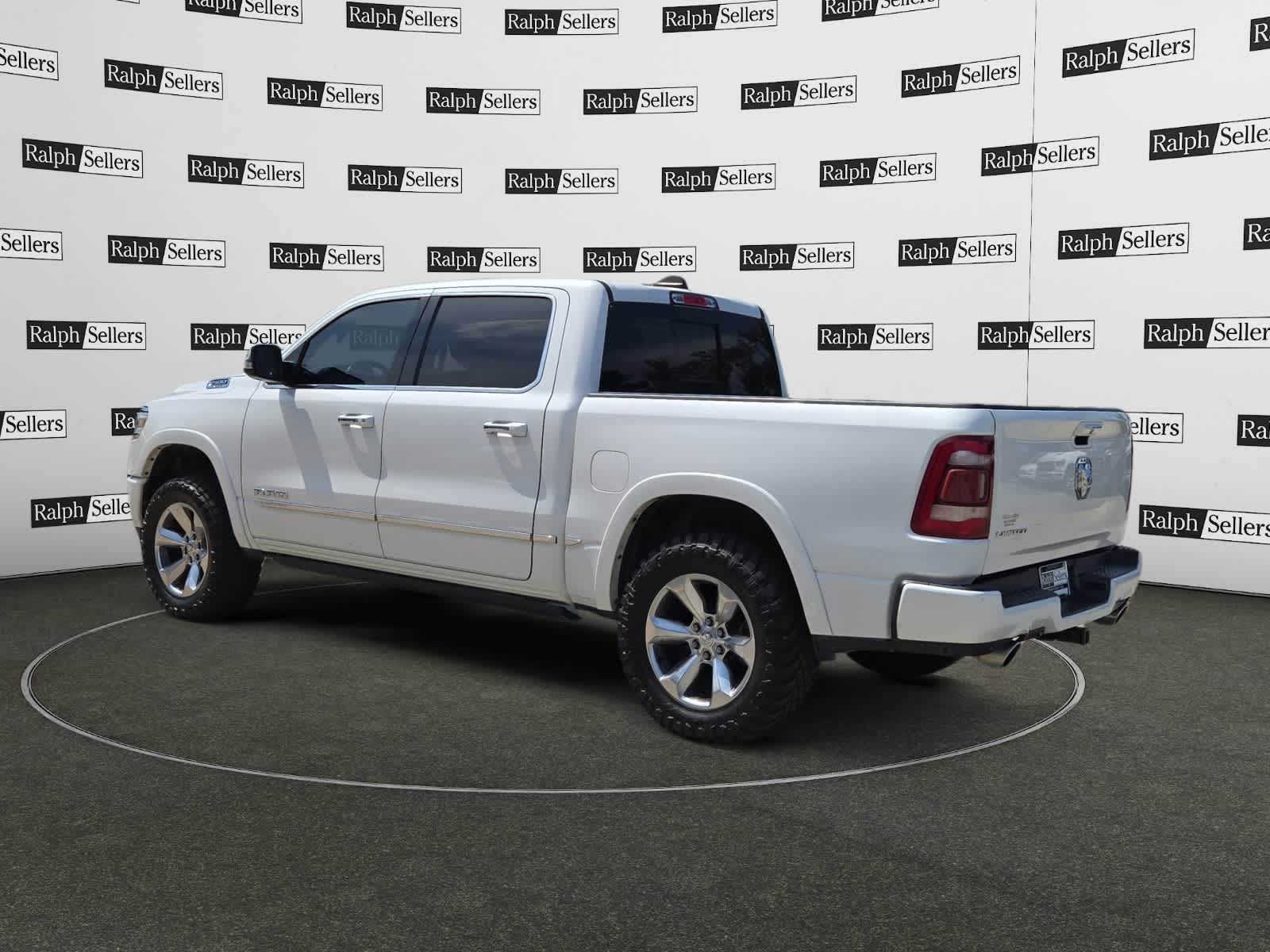 2019 Ram 1500 Limited photo 3