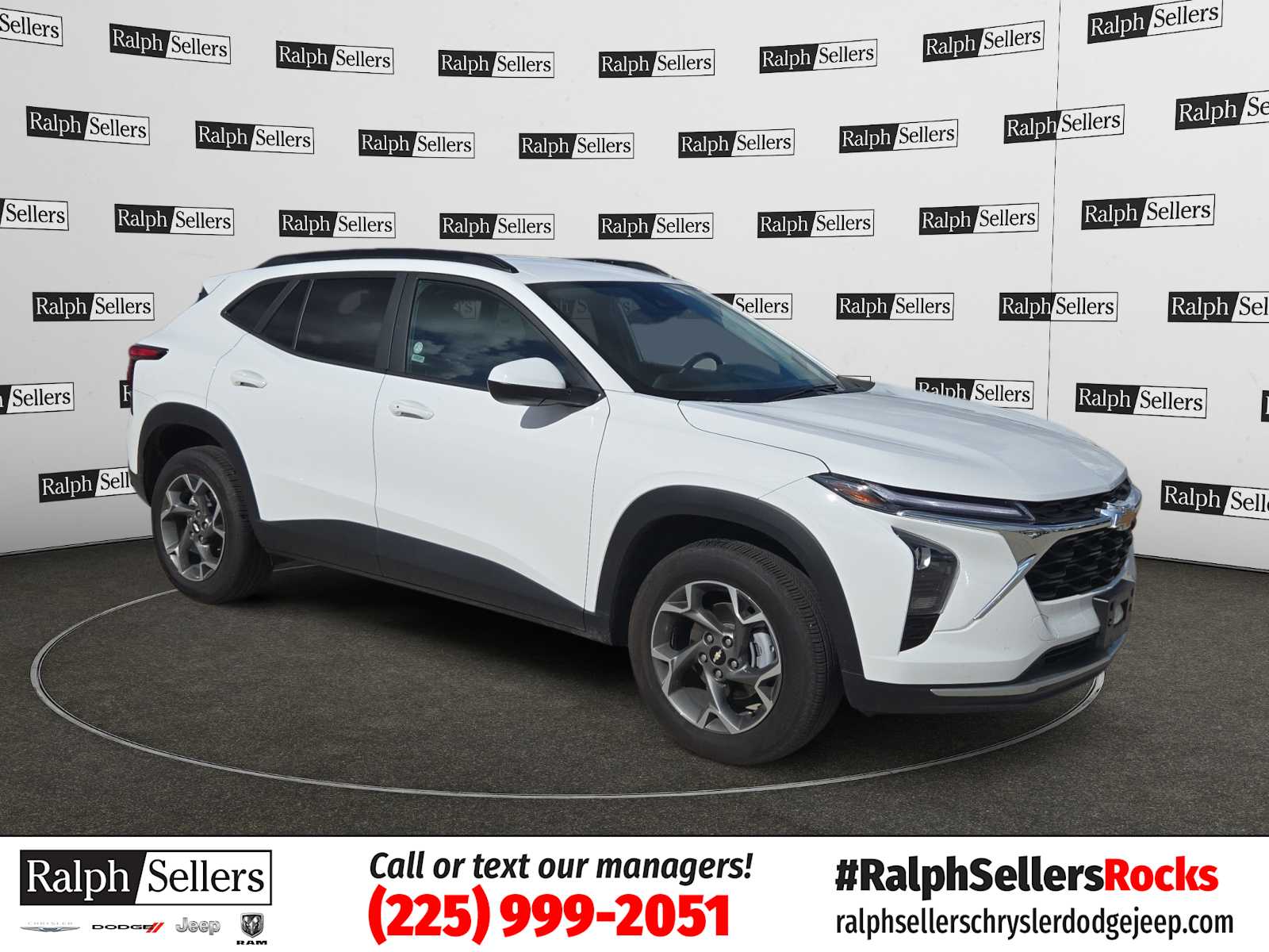 2025 Chevrolet Trax LT's photo