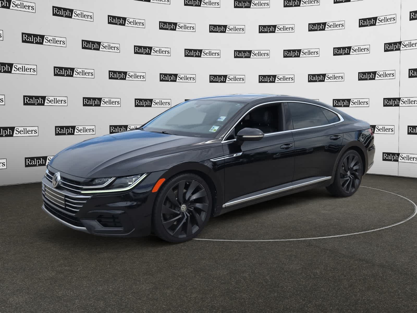 Used 2019 Volkswagen Arteon SEL with VIN WVWHR7AN3KE026738 for sale in Gonzales, LA