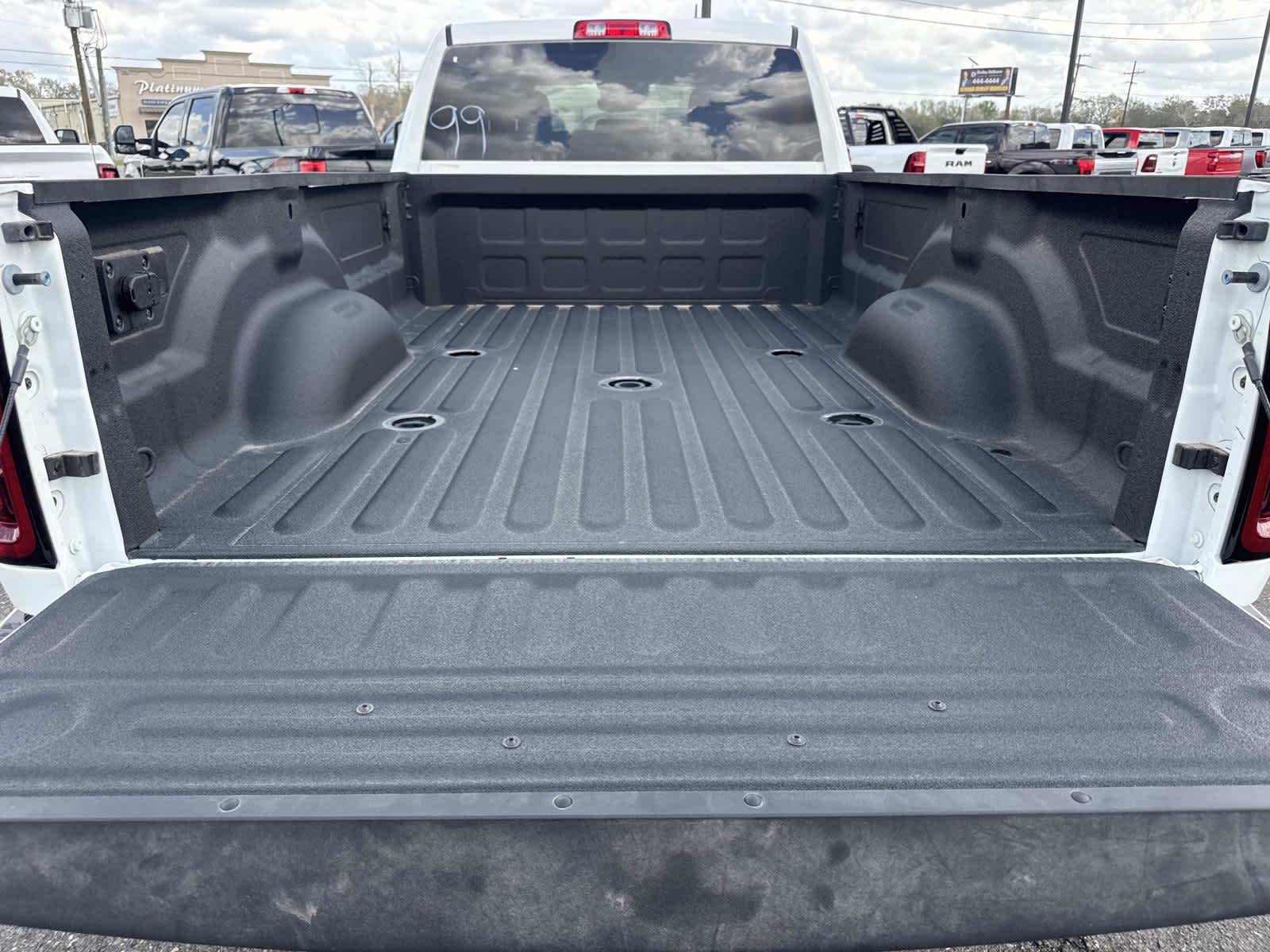 2026 RAM 3500 Big Horn - Photo 7