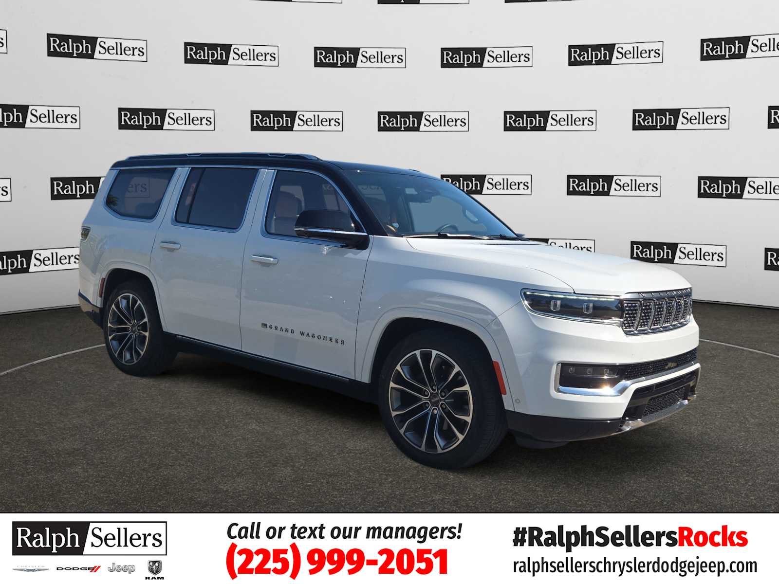 2024 Jeep Grand Wagoneer's photo