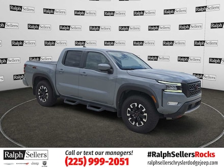 2023 Nissan Frontier PRO-4X Crew Cab 4x4 Auto Truck