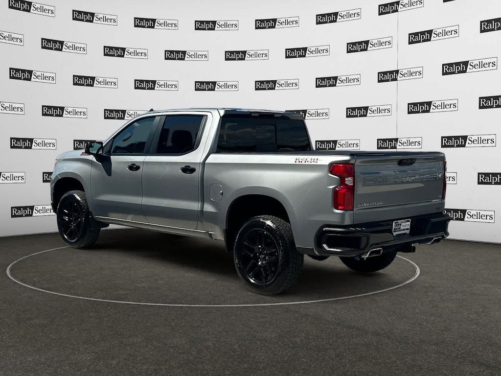 Used 2024 Chevrolet Silverado 1500 LT Trail Boss 4WD Crew Cab 147 4WD Crew Cab 147