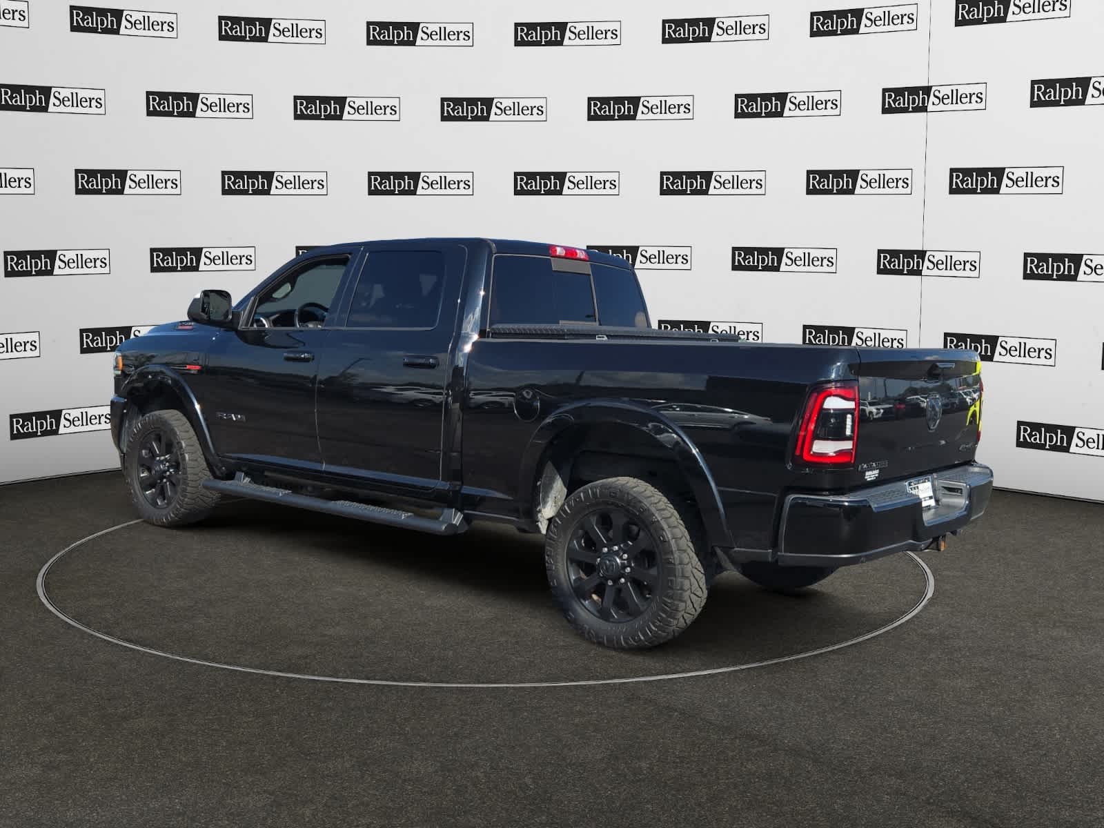 2019 Ram 2500 Laramie photo 3