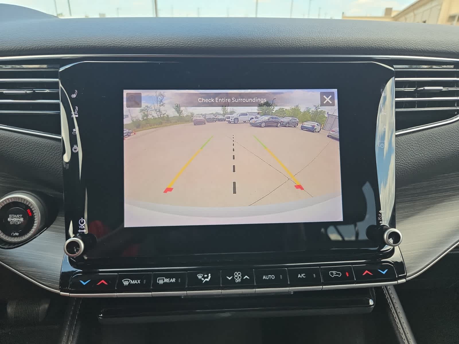 2024 Jeep Wagoneer L Series III - Photo 18