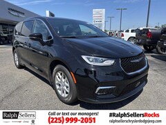 2026 Chrysler Pacifica Select Passenger Van
