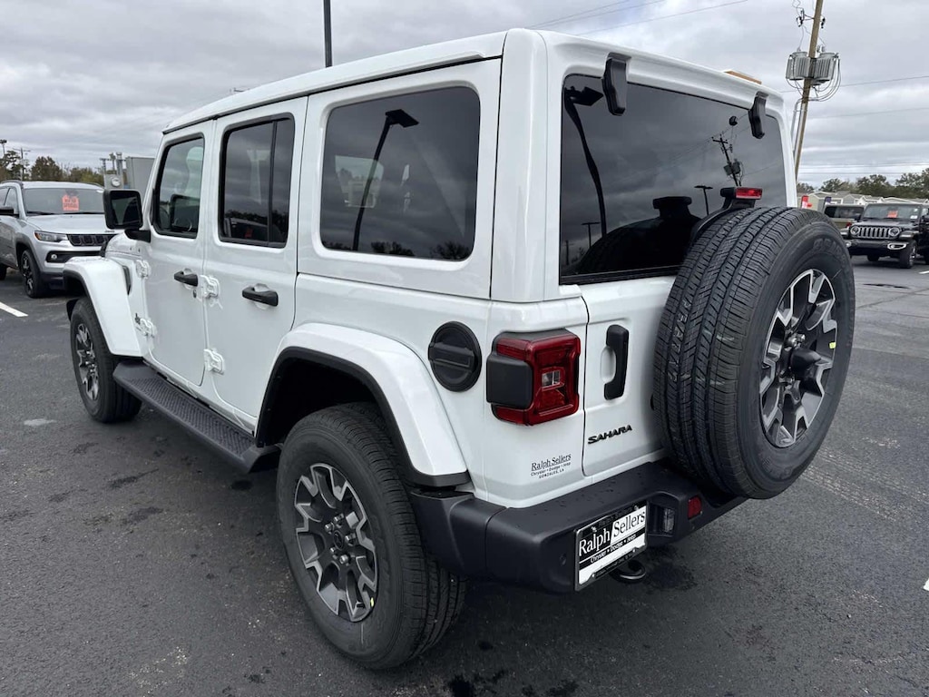 New 2026 Jeep Wrangler 4dr Sahara 4x4 Sport Utility
