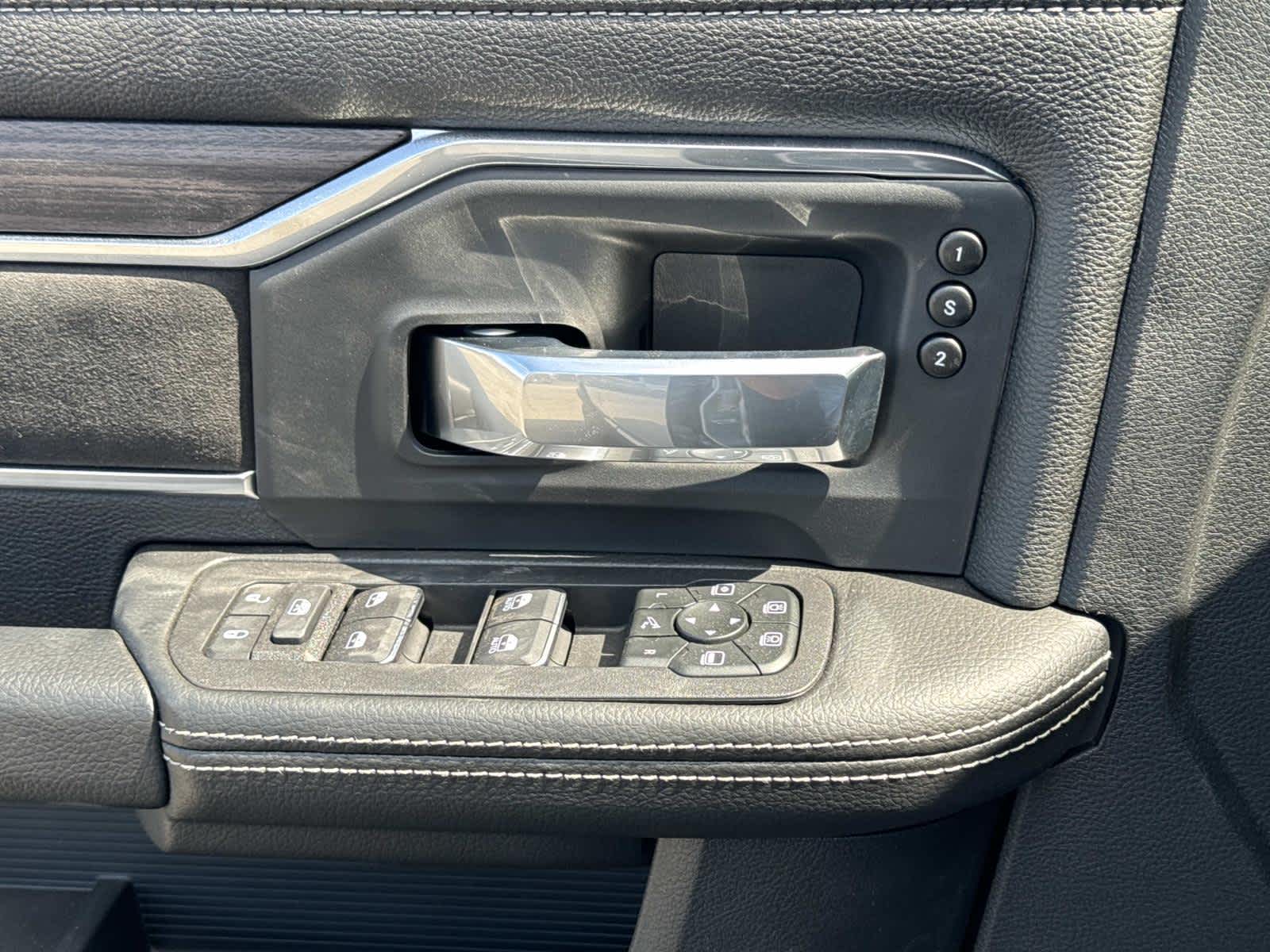 2026 RAM 2500 Laramie - Photo 12