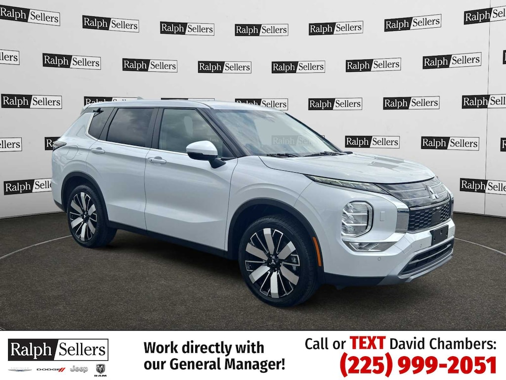 Used 2025 Mitsubishi Outlander SE SUV