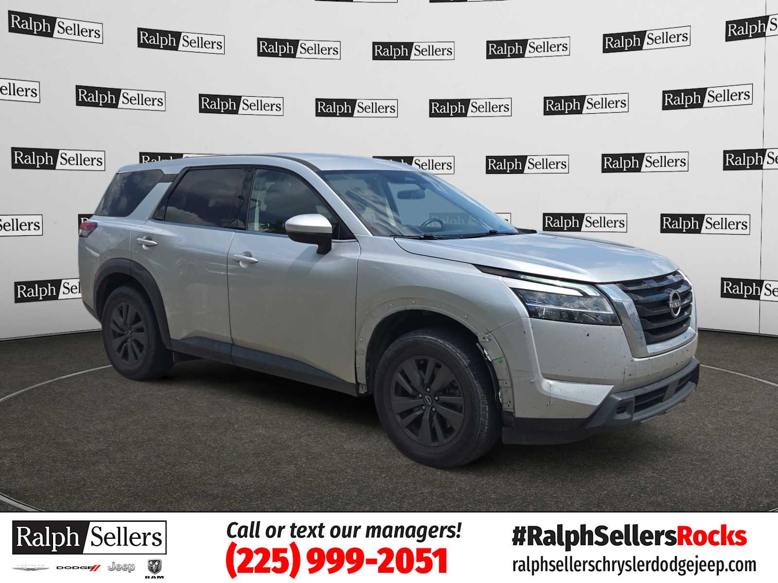 2022 Nissan Pathfinder S