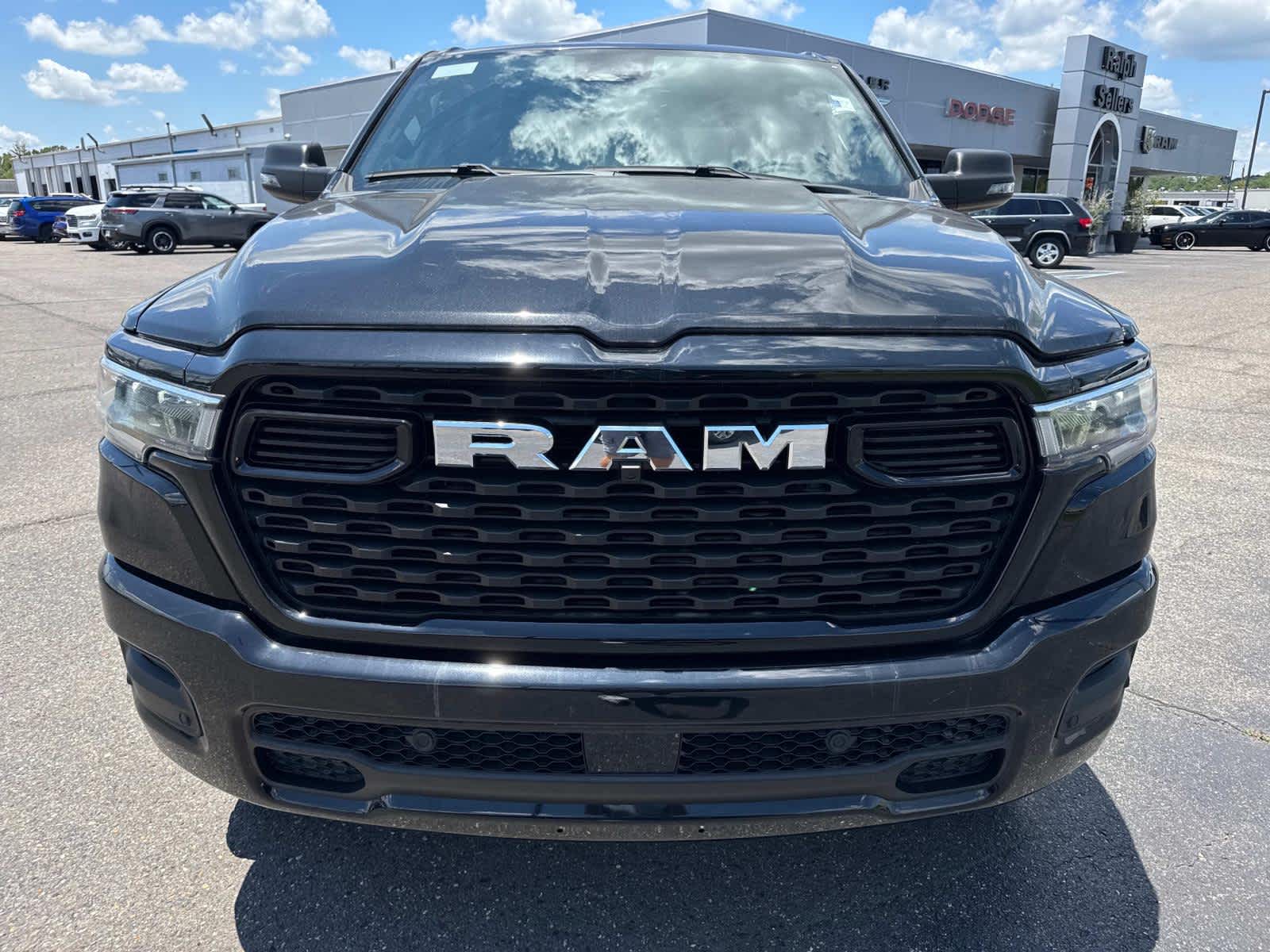 2025 Ram 1500 Big Horn photo 2