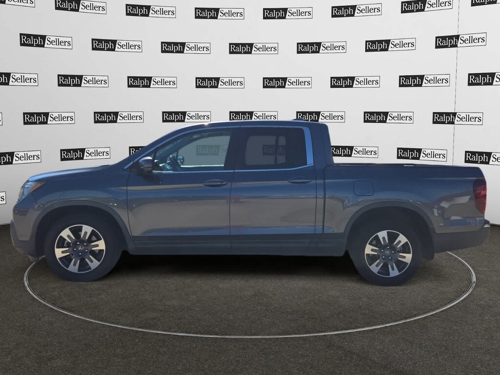 Used 2017 Honda Ridgeline RTL 4x2 Crew Cab 5.3 Bed Truck