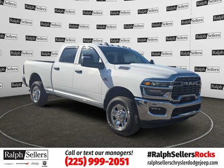 2025 Ram 2500 Tradesman 4x4 Crew Cab 64 Box Truck
