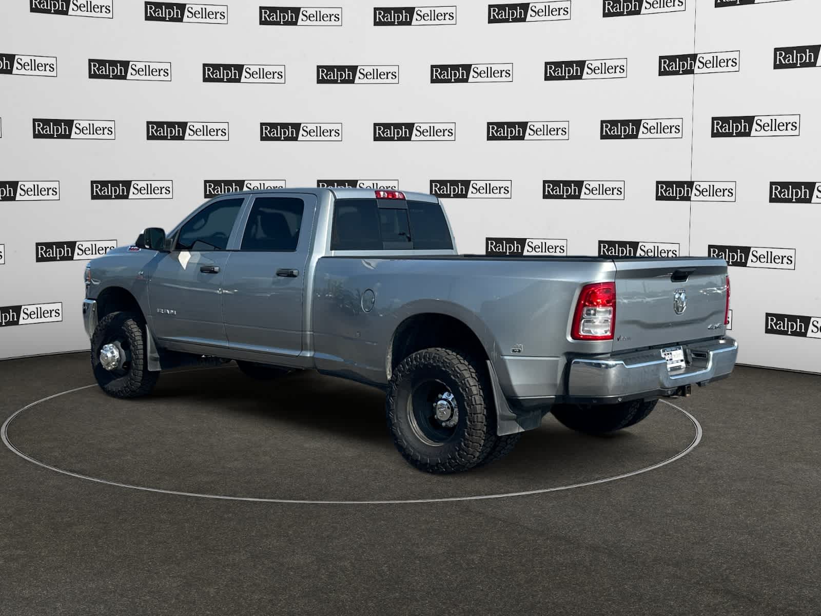 2021 Ram 3500 Tradesman photo 4