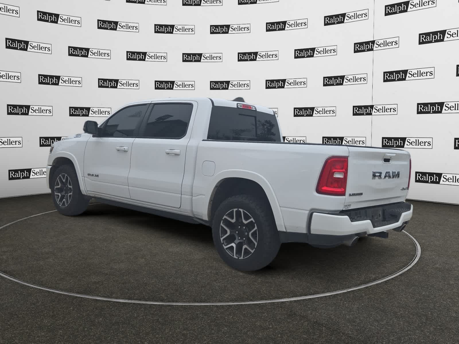 2025 Ram 1500 Laramie photo 2