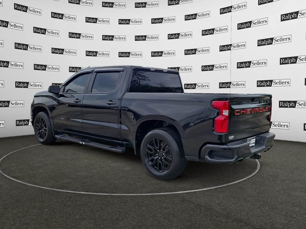 Used 2021 Chevrolet Silverado 1500 Custom 2WD Crew Cab 147 2WD Crew Cab 147