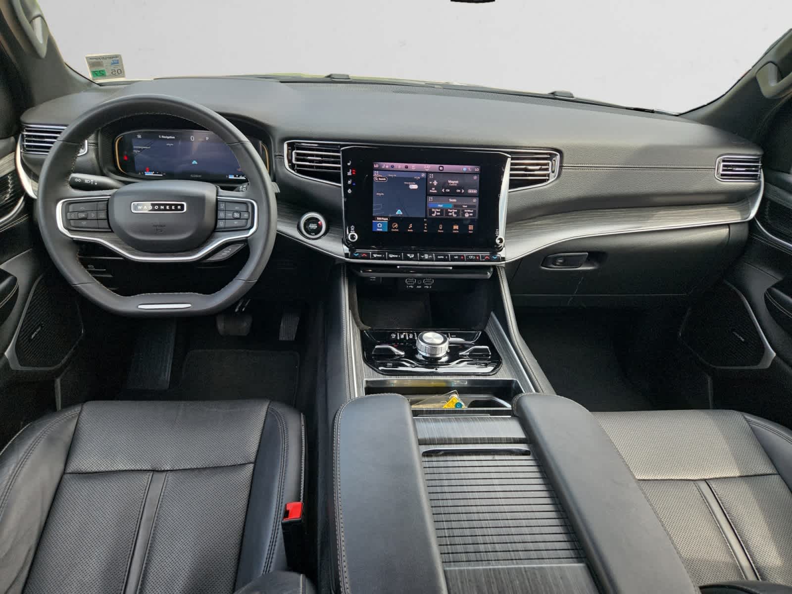 2024 Jeep Wagoneer L Series III - Photo 10