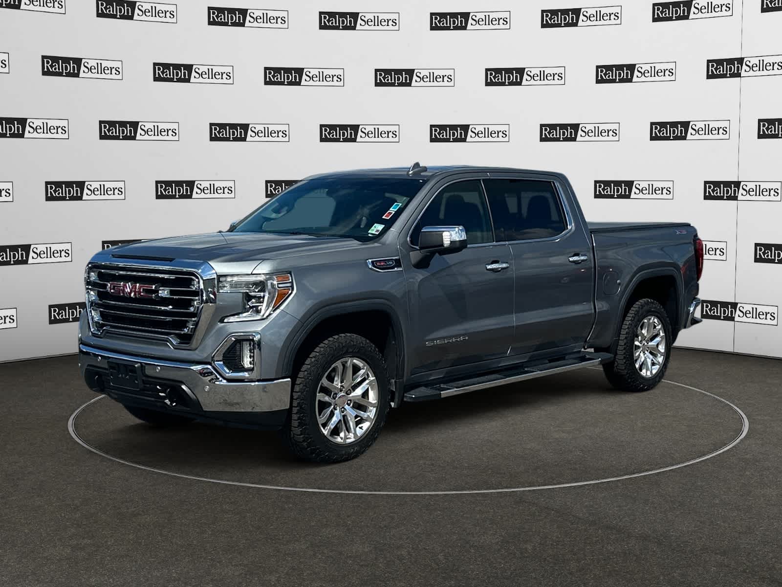 Used 2019 GMC Sierra 1500 SLT with VIN 3GTU9DEL9KG249607 for sale in Gonzales, LA