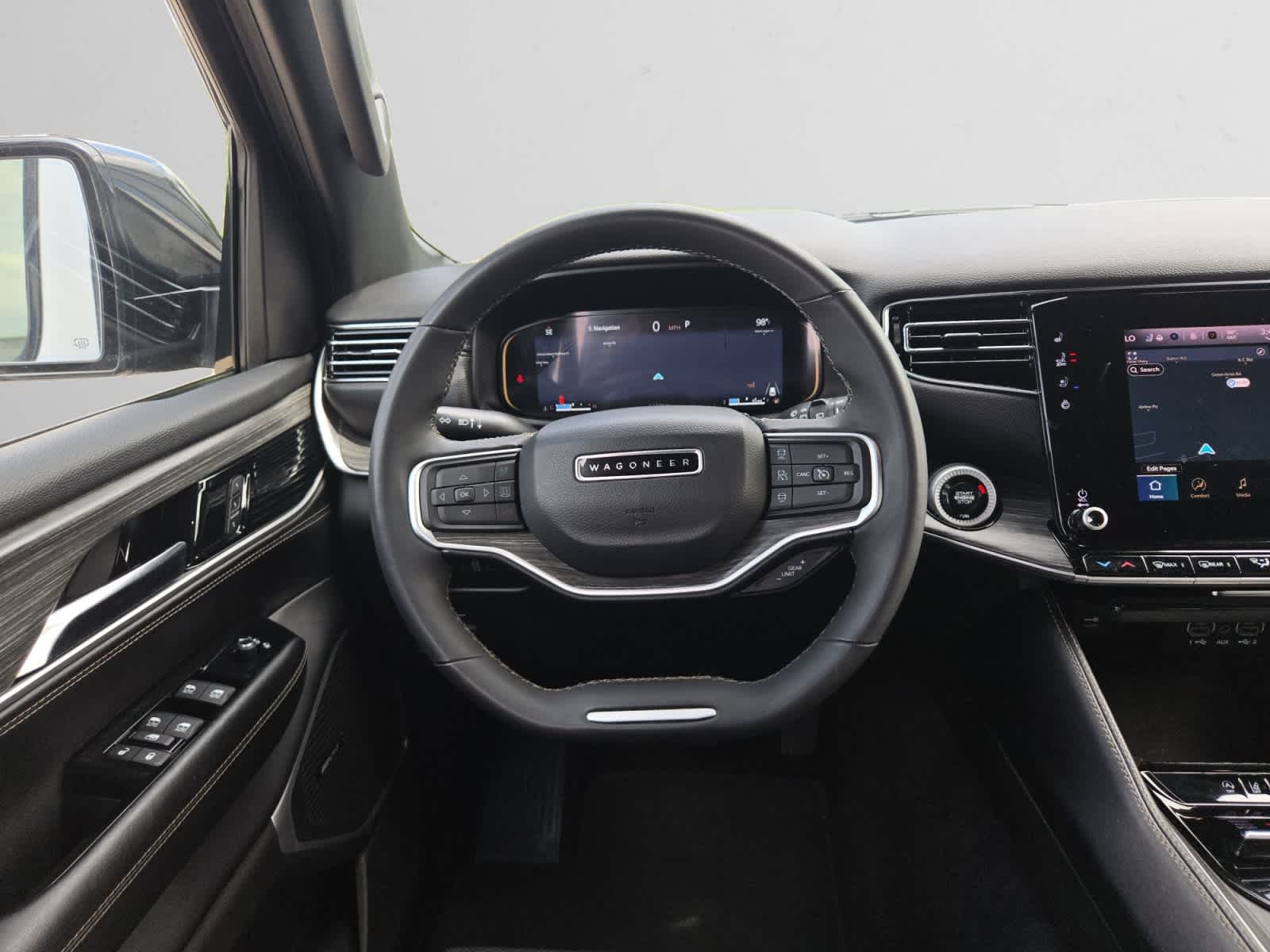 2024 Jeep Wagoneer L Series III - Photo 12