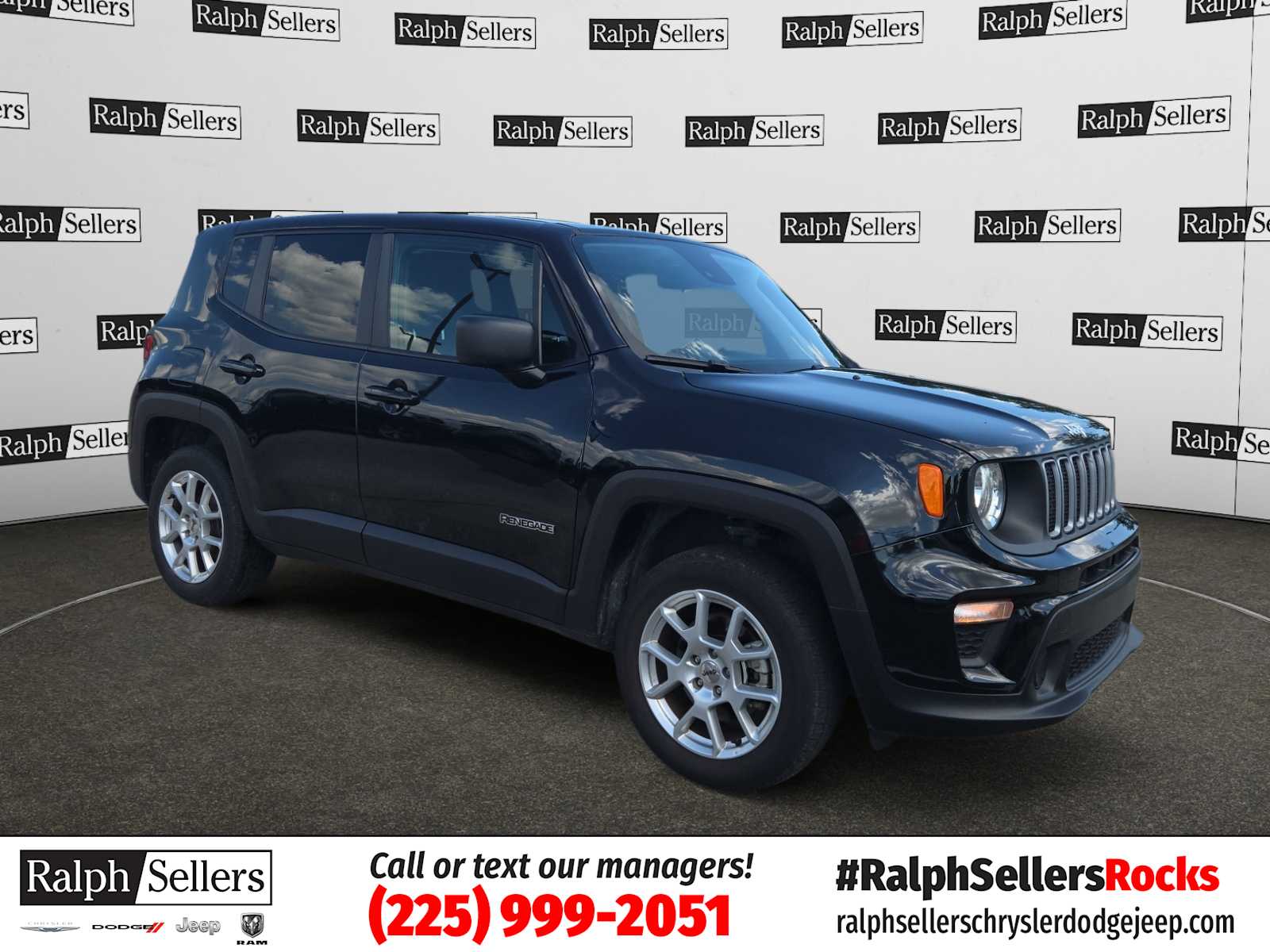 2023 Jeep Renegade Latitude 4x4's photo