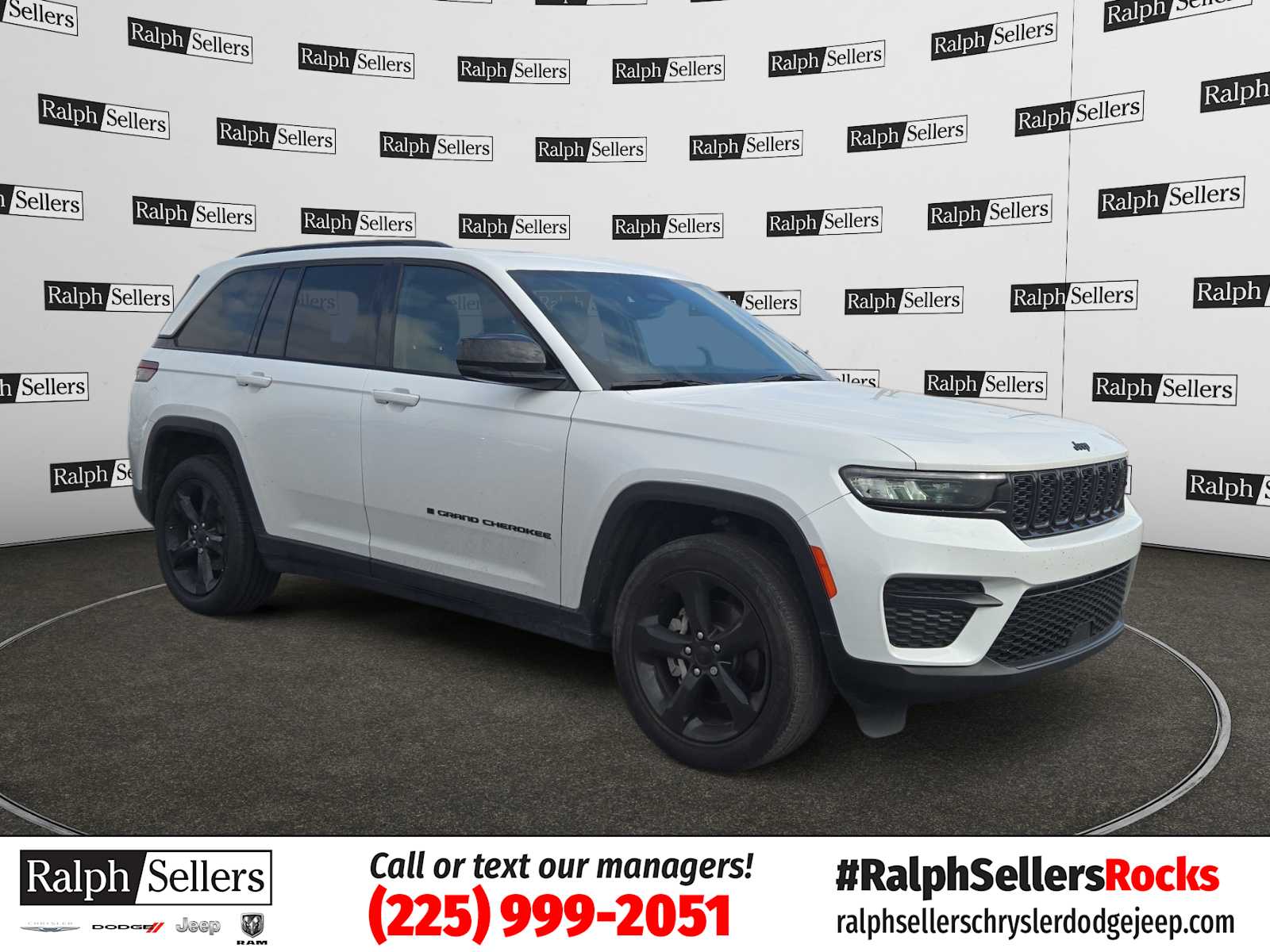 2023 Jeep Grand Cherokee Altitude's photo