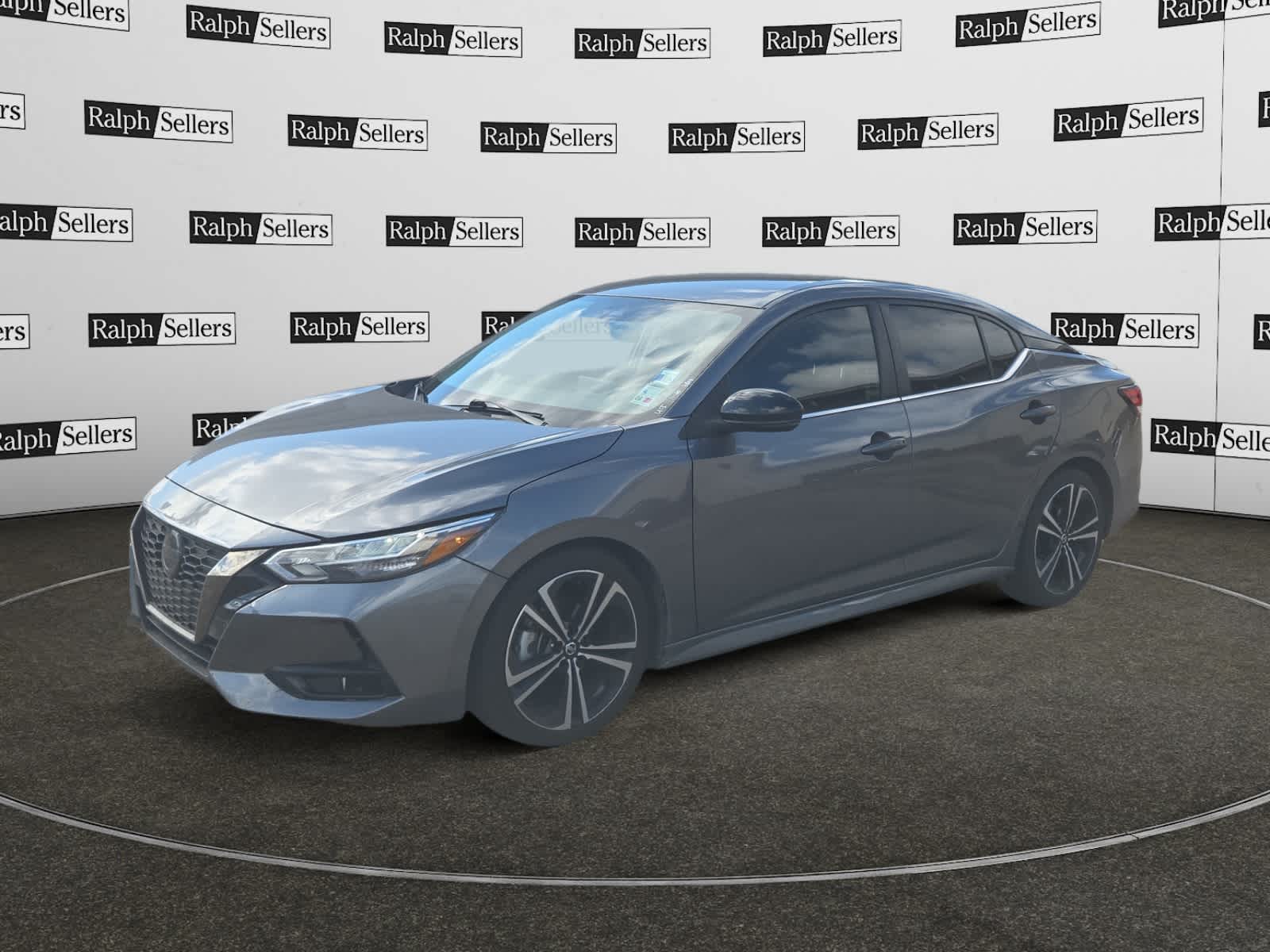2023 Nissan Sentra SR photo 2