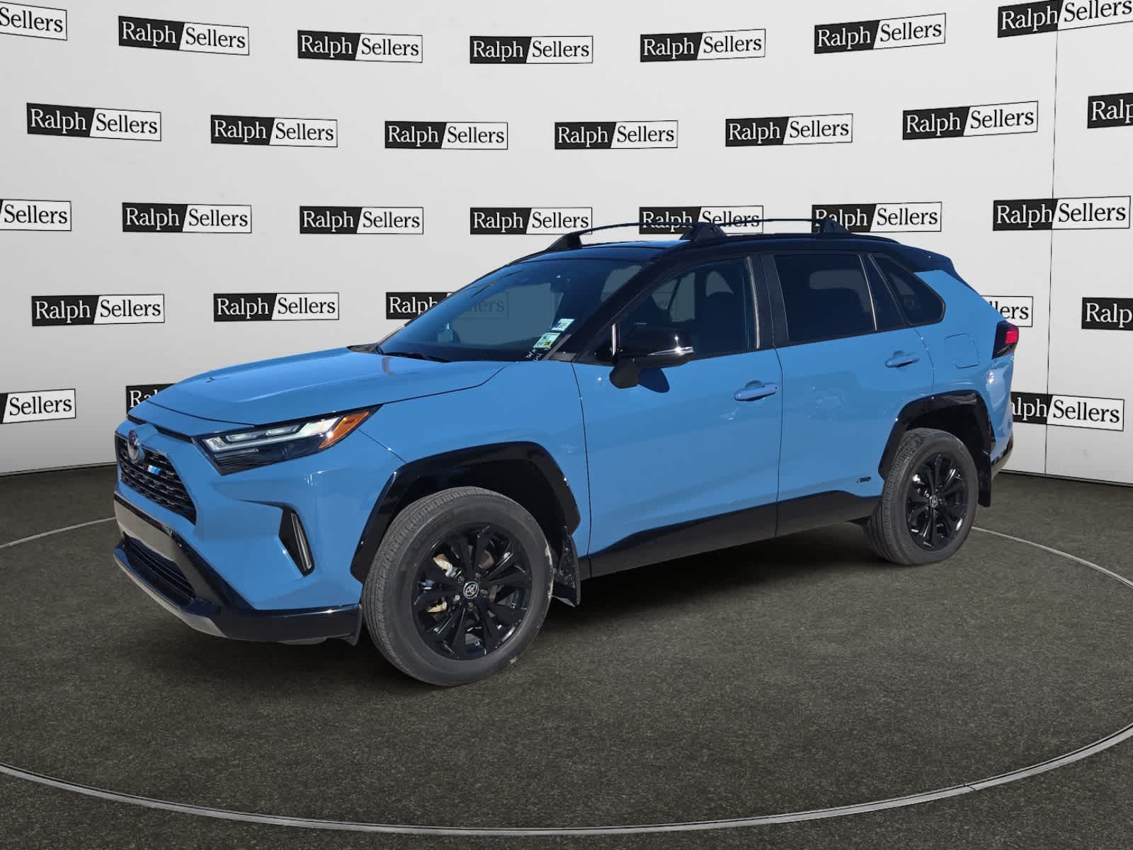 Used 2022 Toyota RAV4 XSE with VIN 4T3E6RFV5NU097615 for sale in Northfield, Minnesota