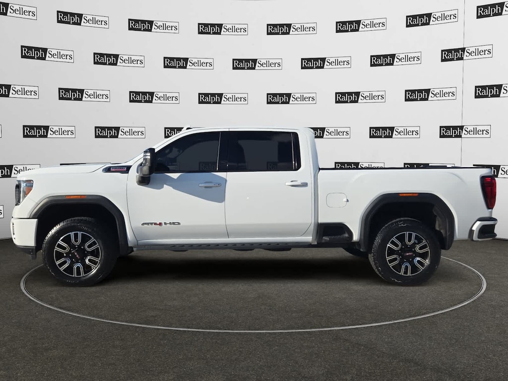 Used 2022 GMC Sierra 2500HD AT4 4WD Crew Cab 159 Truck
