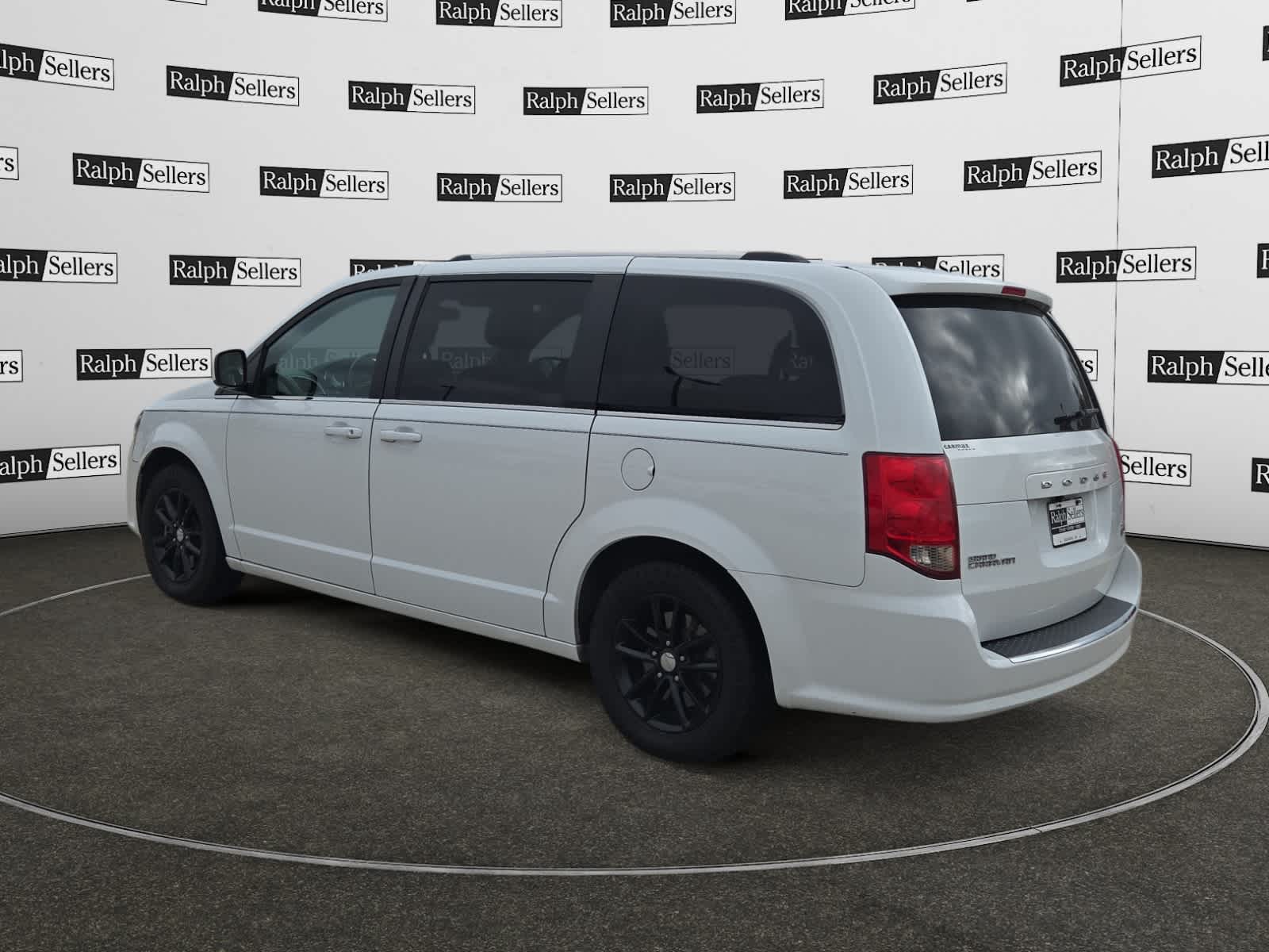 2018 Dodge Grand Caravan SXT photo 3