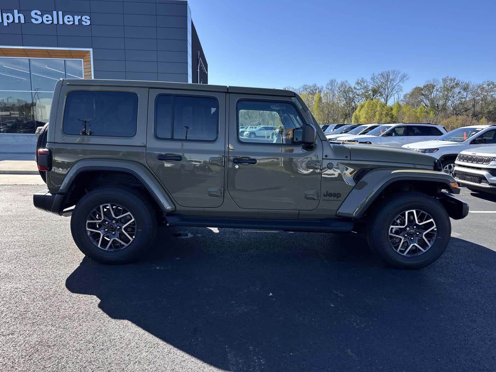 2026 Jeep Wrangler 4-Door Sahara - Photo 6