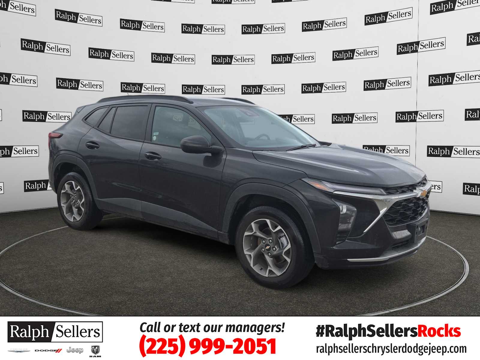 2025 Chevrolet Trax LT's photo