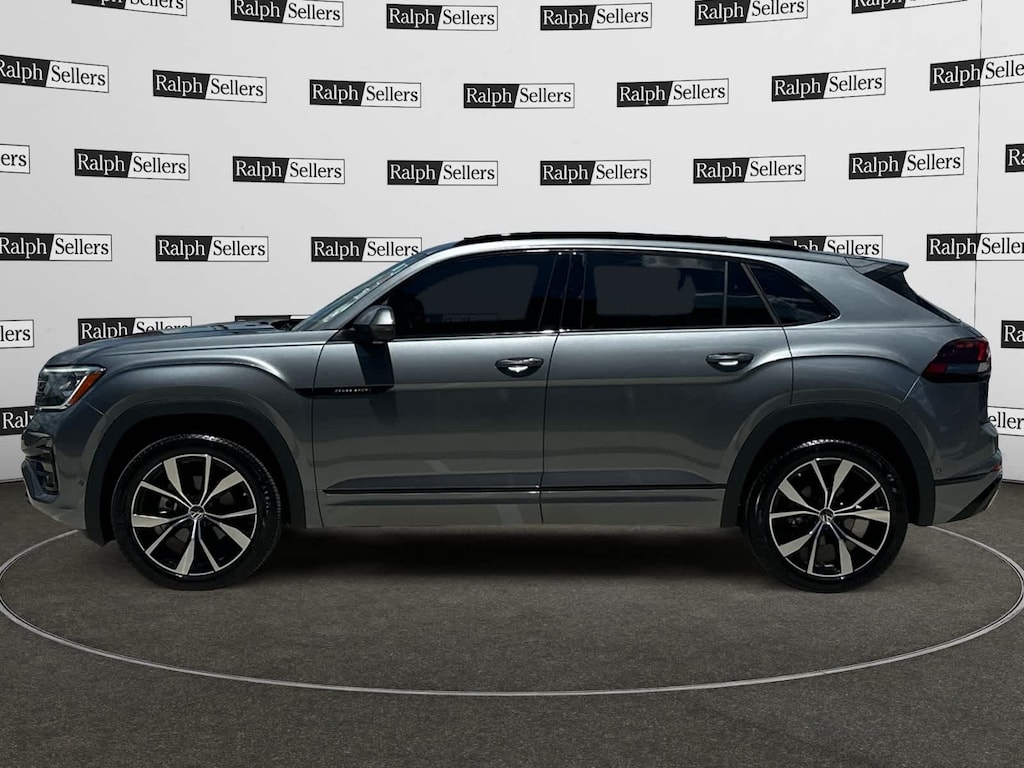 Used 2025 Volkswagen Atlas Cross Sport 2.0T SEL Premium R-Line 4MOTION