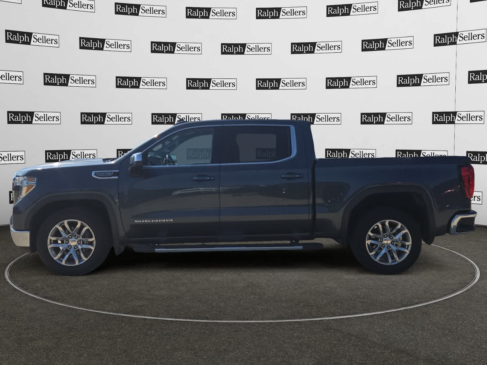 2019 Gmc Sierra 1500 SLE photo 3