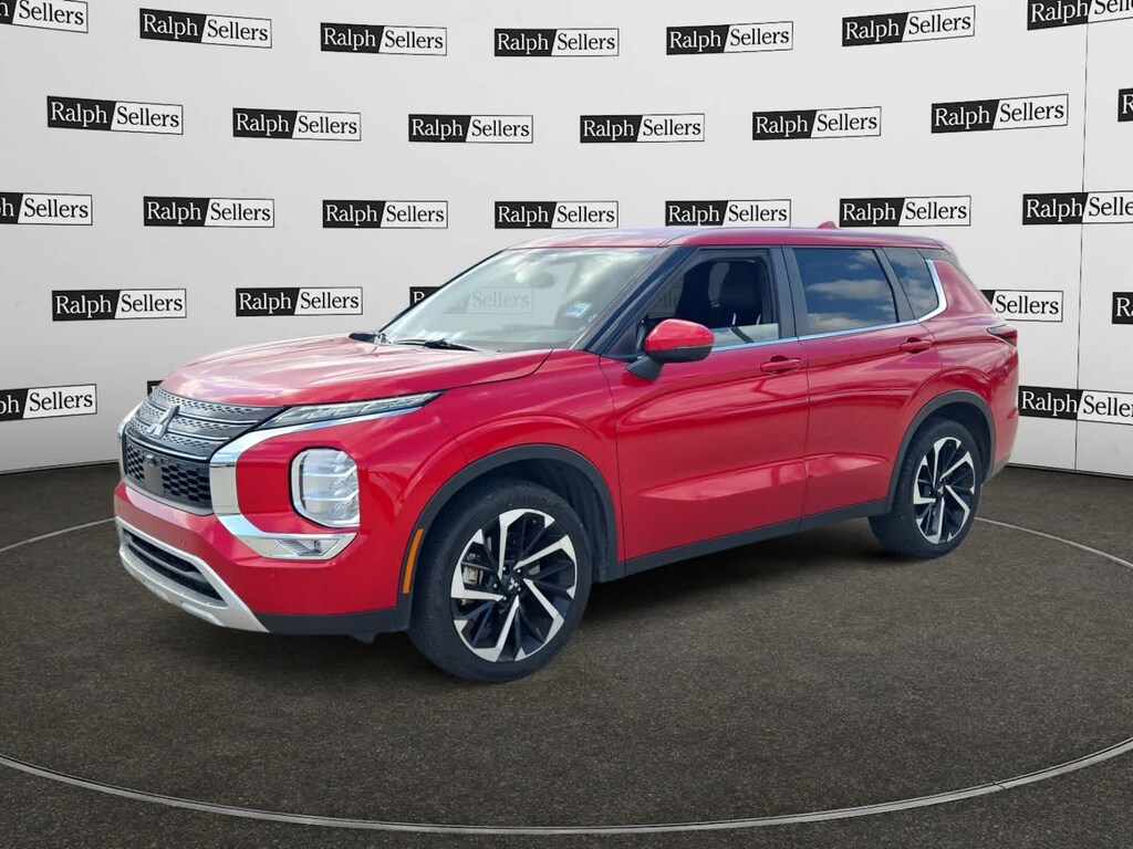 Used 2024 Mitsubishi Outlander SE SUV