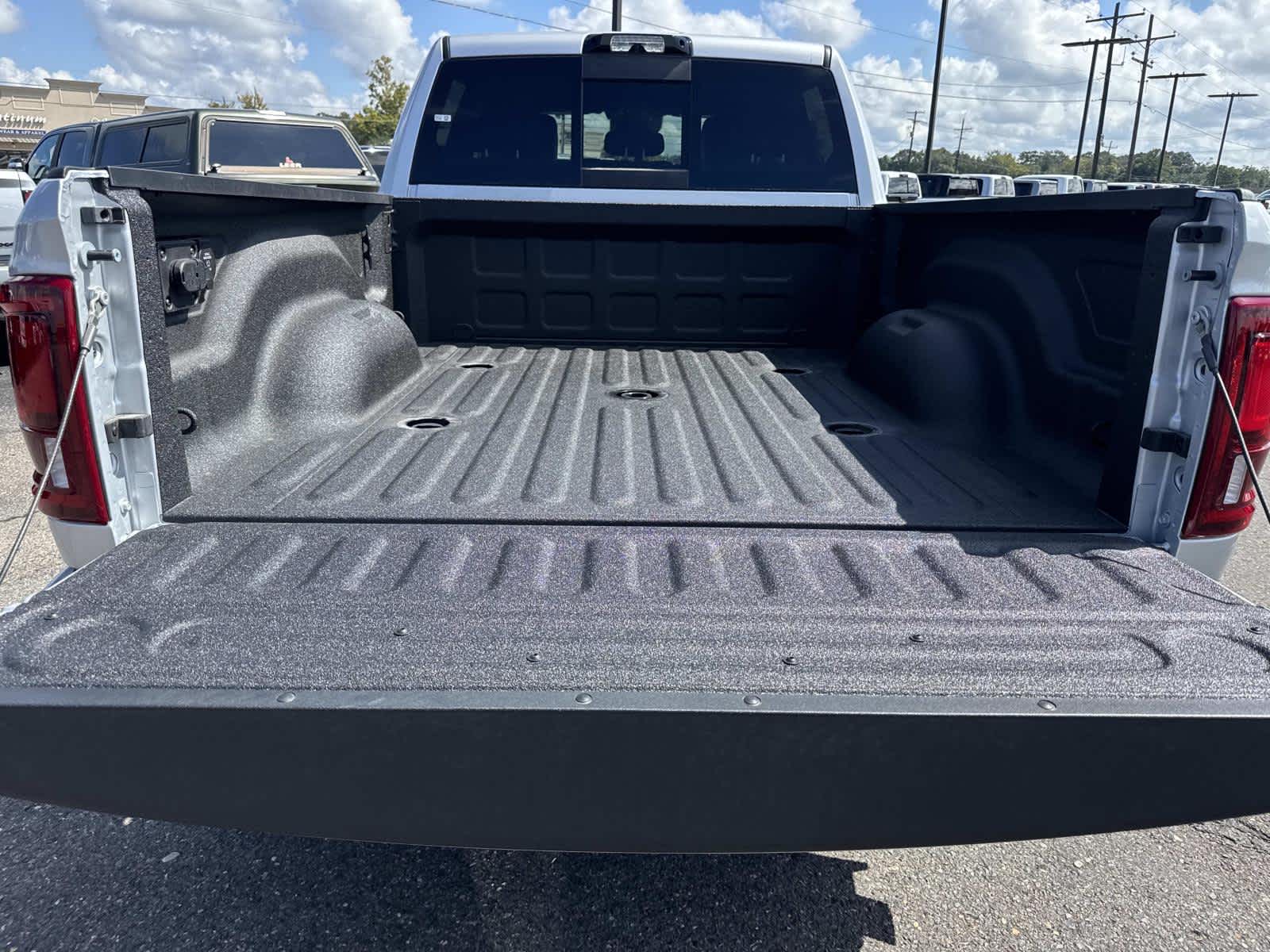 2026 RAM 2500 Laramie - Photo 7