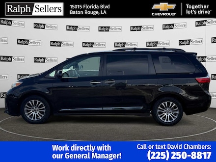 2020 Toyota Sienna XLE 8 Passenger Van