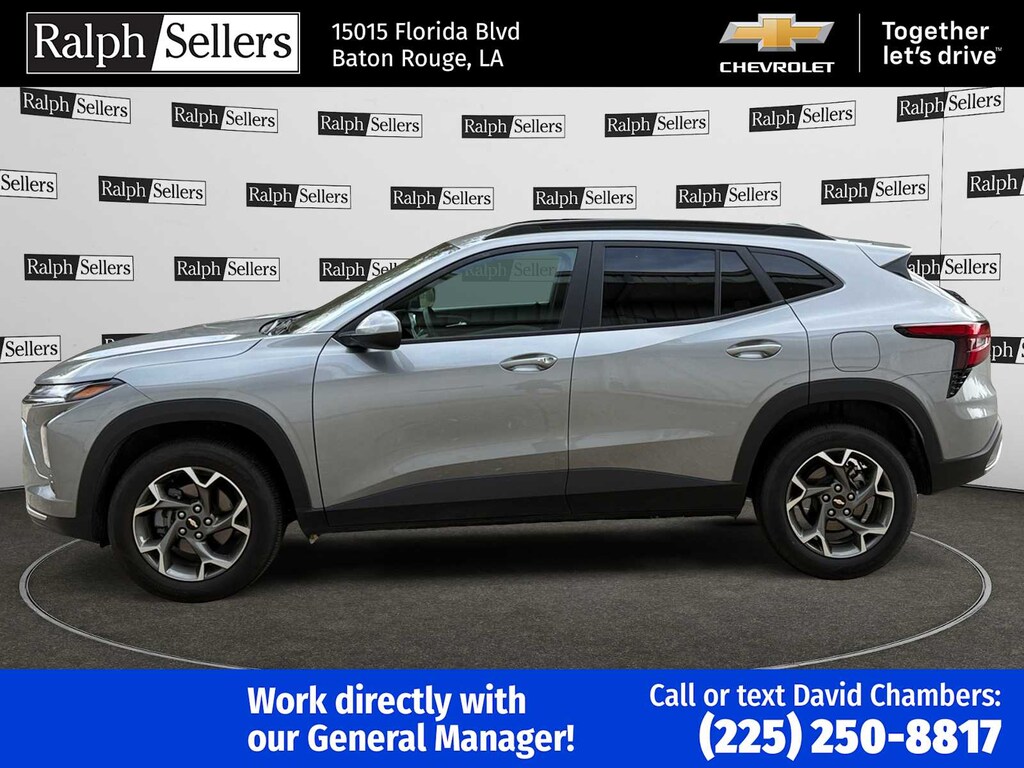 Used 2025 Chevrolet Trax LT SUV