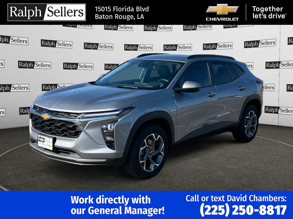 Used 2025 Chevrolet Trax LT SUV