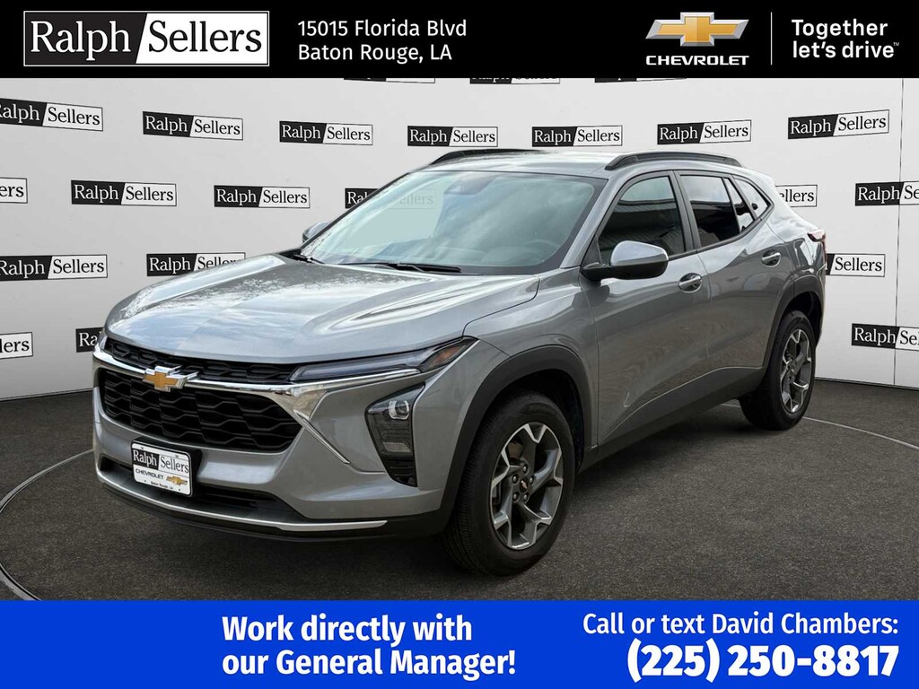 Used 2025 Chevrolet Trax LT SUV