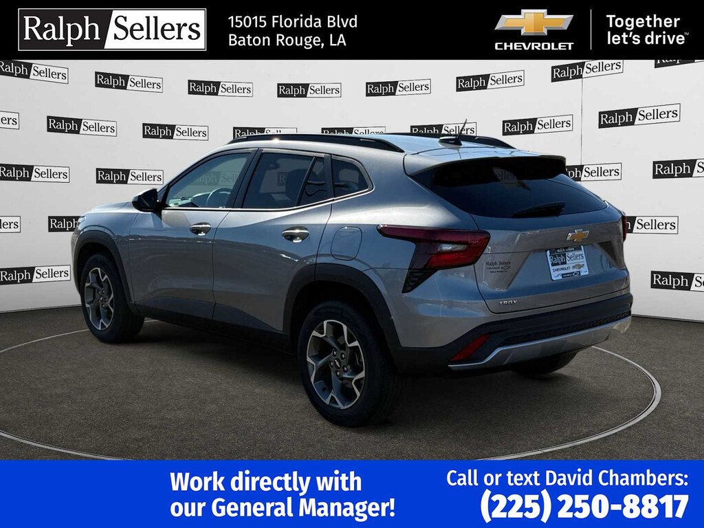 Used 2025 Chevrolet Trax LT SUV