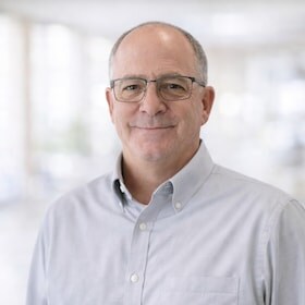 Staff member Roger Landry from ID_89d8fe